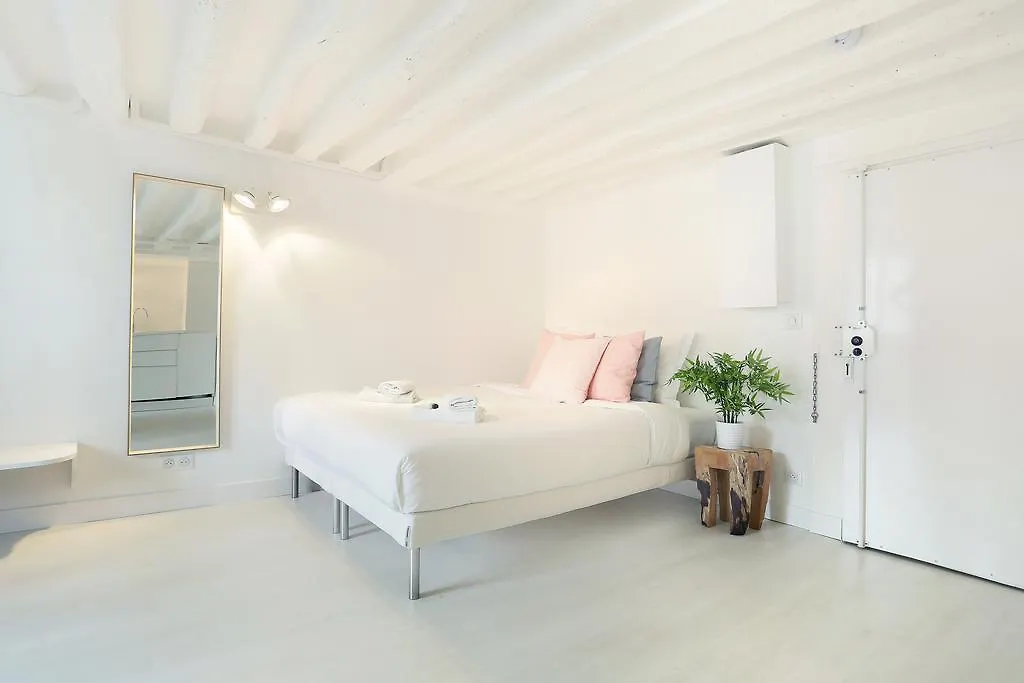Rent A - Bonne Nouvelle Διαμέρισμα *