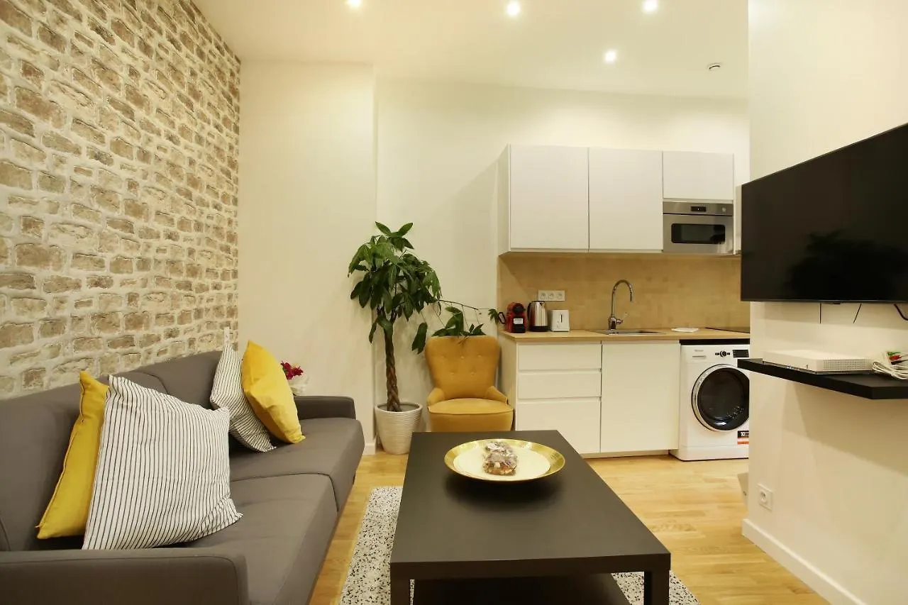 Apartment Rent A - Bonne Nouvelle