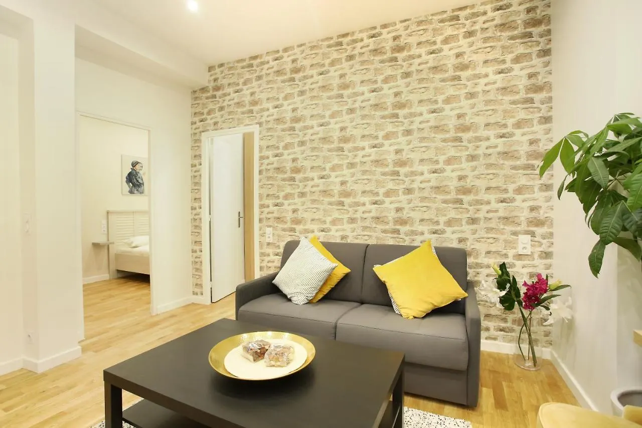 Apartment Rent A - Bonne Nouvelle Paris