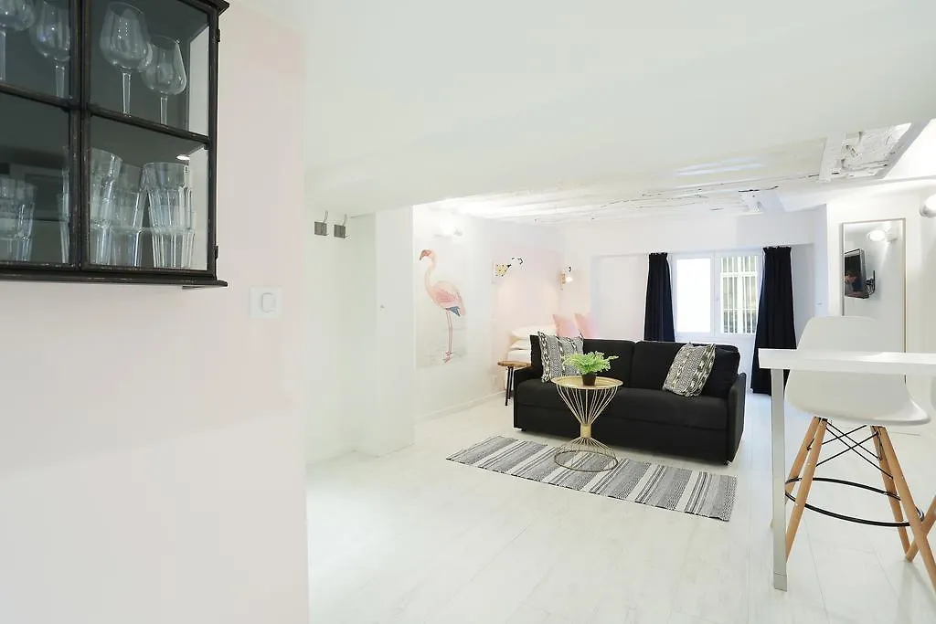 Rent A - Bonne Nouvelle *